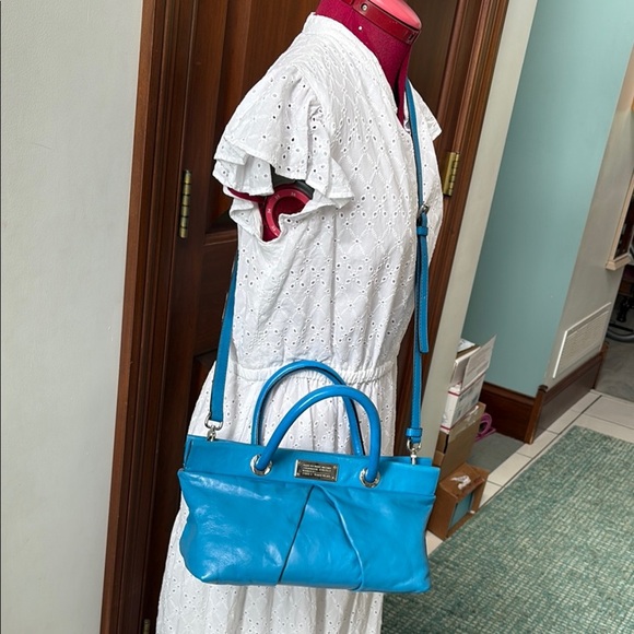 Marc Jacobs  Marc by Marc Satchel Crossbody bag  smooth leather  bright blue EUC - Picture 3 of 17